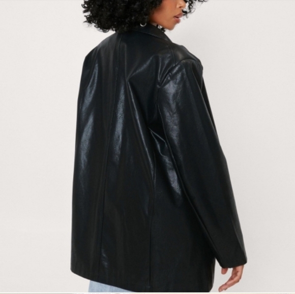 Nasty Gal Black Vegan Leather Oversized Blazer - Picture 8 of 11